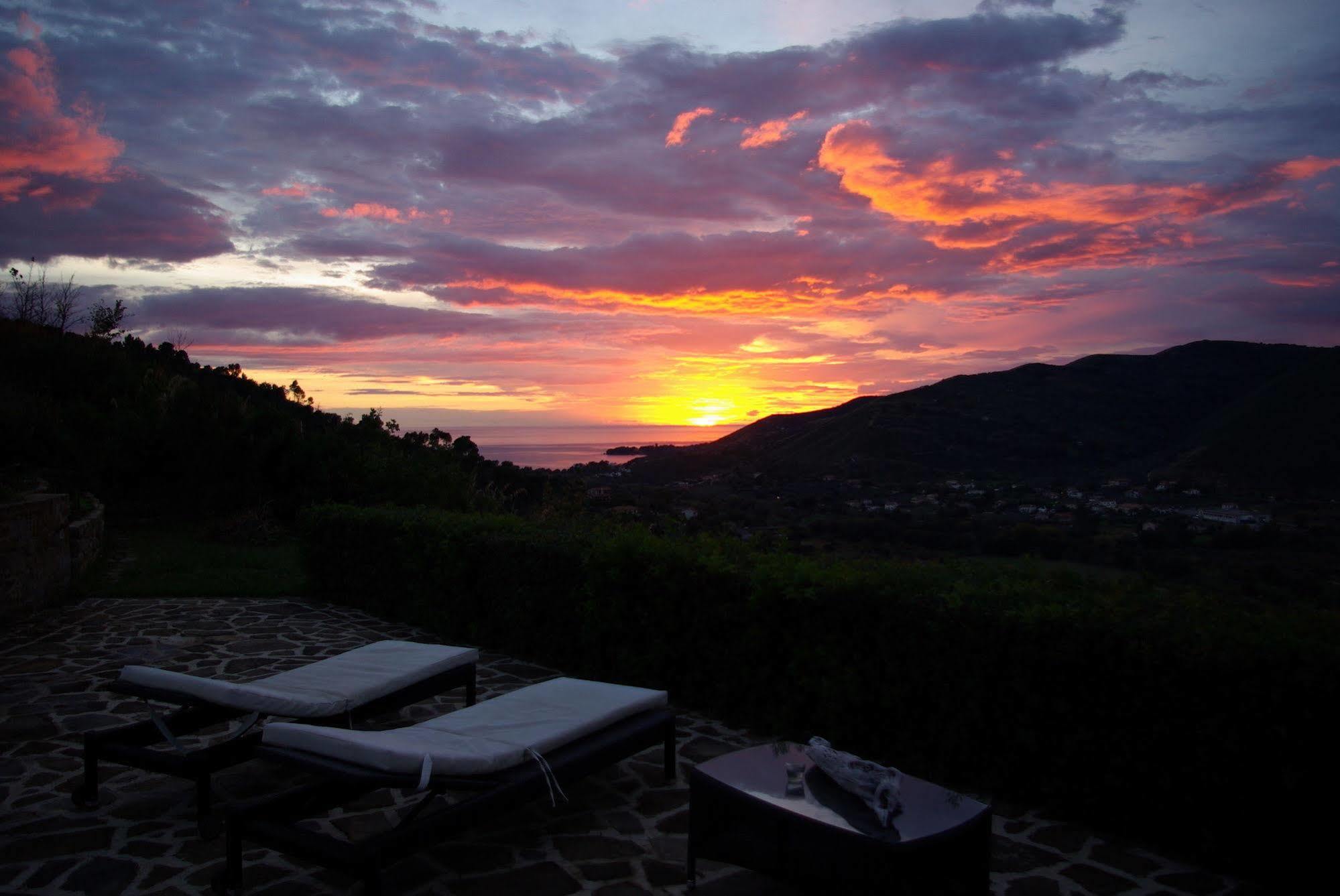 Sulle Onde Della Collina Villa Montecorice Ngoại thất bức ảnh